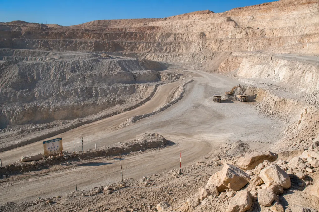Manara Minerals Spinoff: A Bold Shift From Stakes to Mining Know-how
