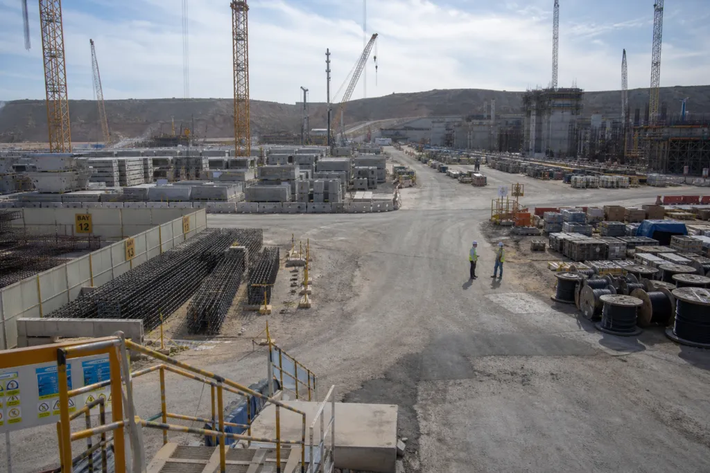 Building the Builders: Saudi Giga-project Contractor M&A and the New Consolidation Playbook